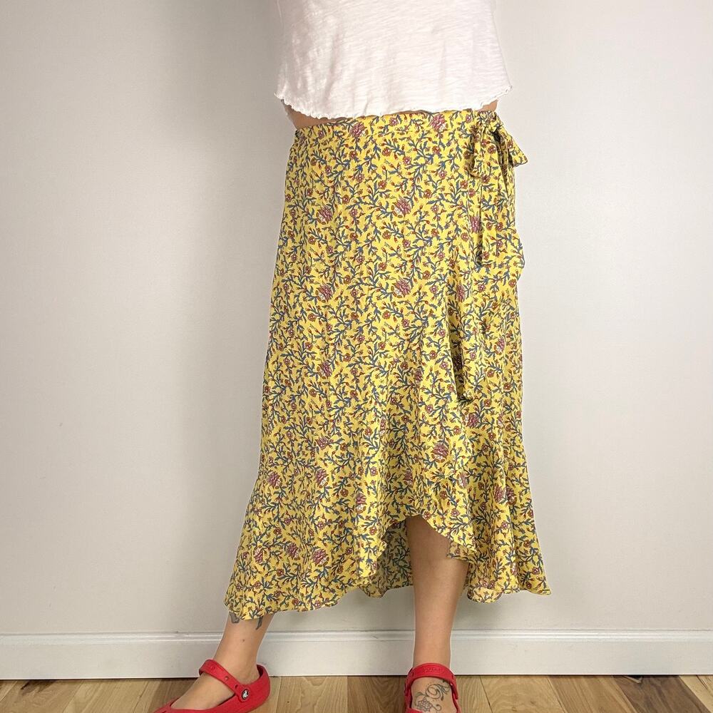 New with tags Max Studio buttercup yellow floral faux wrap skirt Large